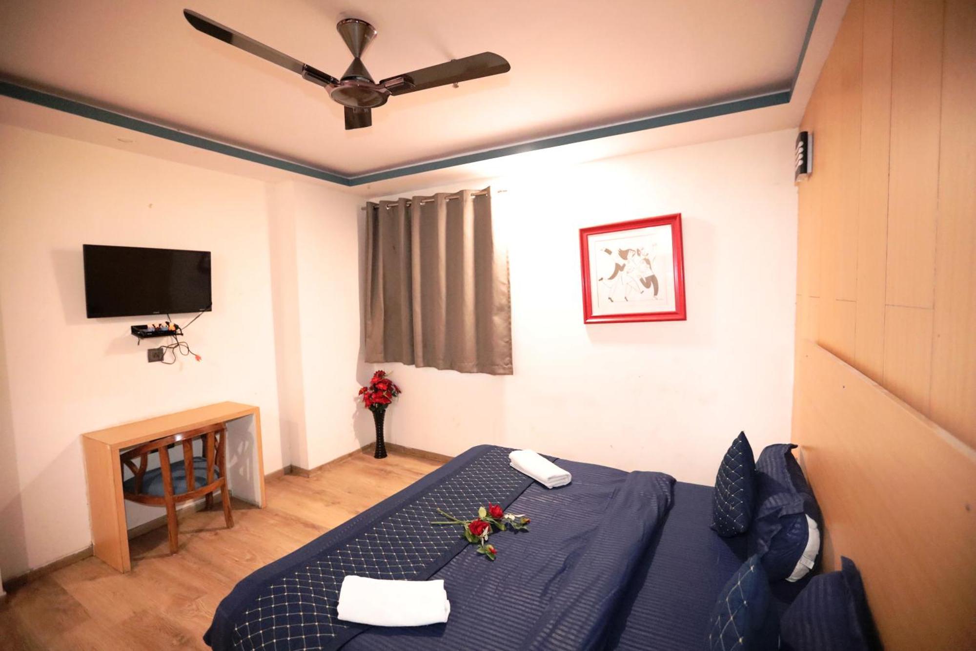 Hotel Noida Grand Sec 58 المظهر الخارجي الصورة