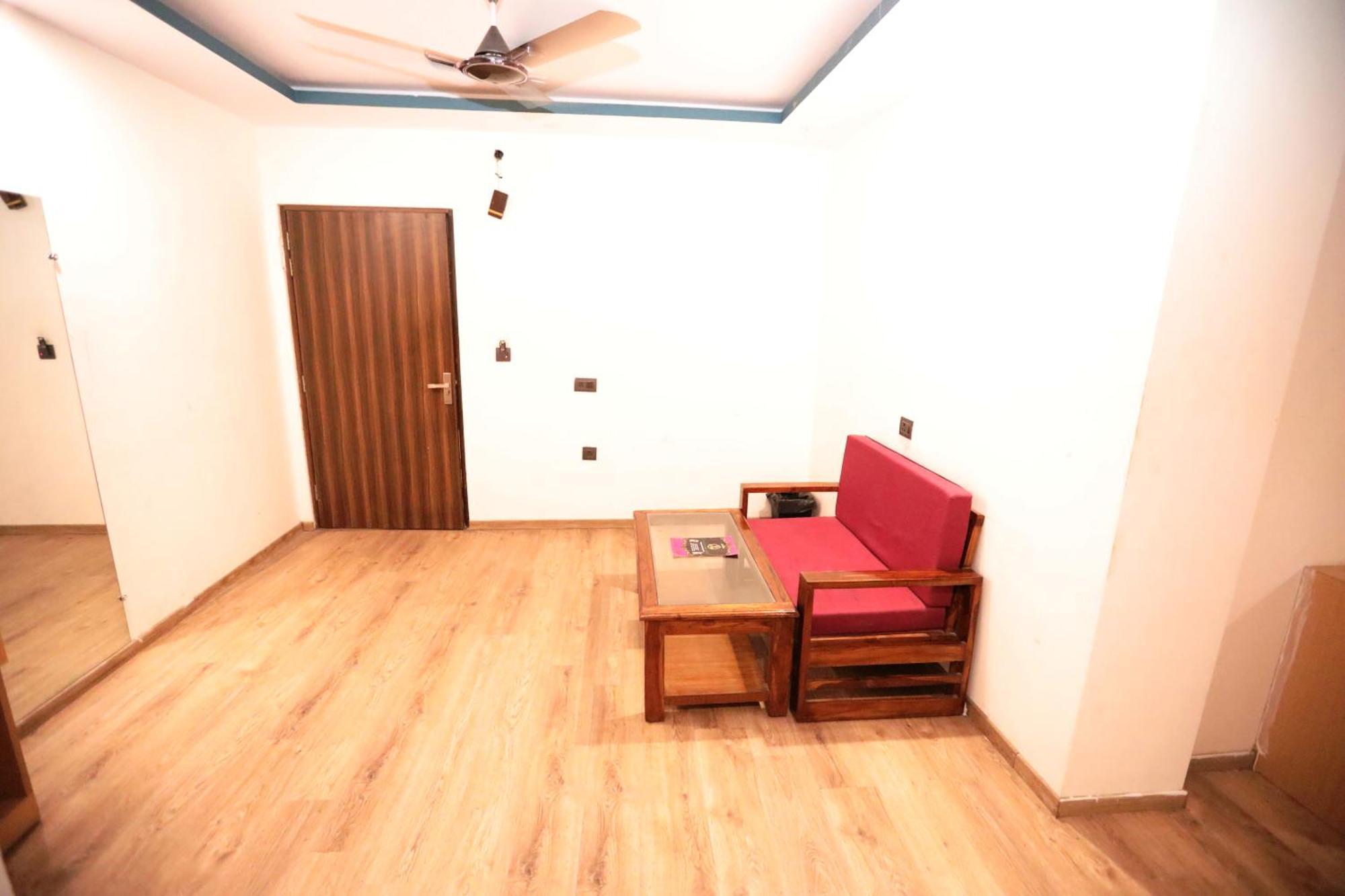 Hotel Noida Grand Sec 58 المظهر الخارجي الصورة