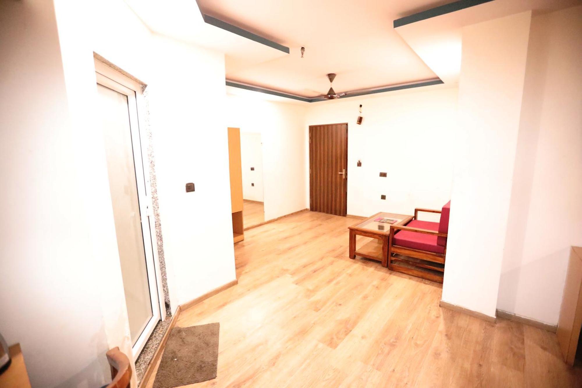 Hotel Noida Grand Sec 58 المظهر الخارجي الصورة